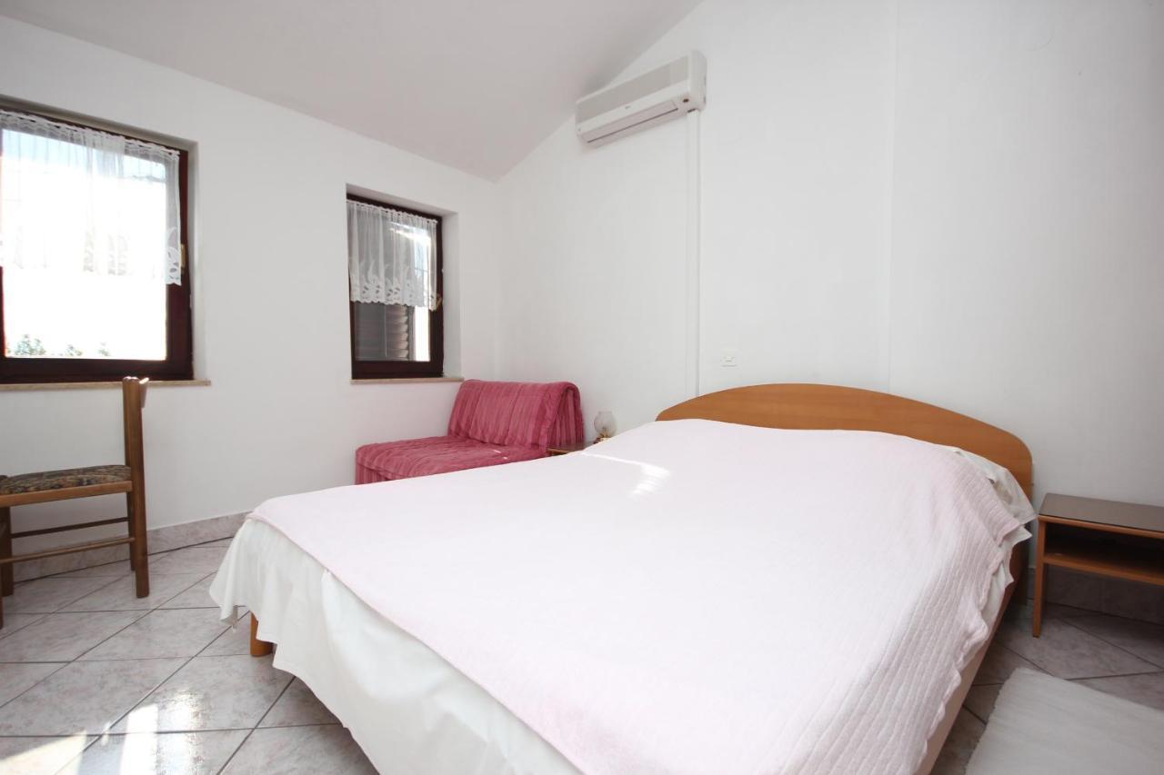 Apartments With A Parking Space Punta Kriza, Cres - 383 Kültér fotó